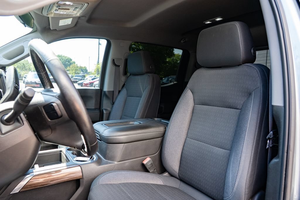 Used 2020 Chevrolet Silverado 1500 RST AWD/4WD image 20