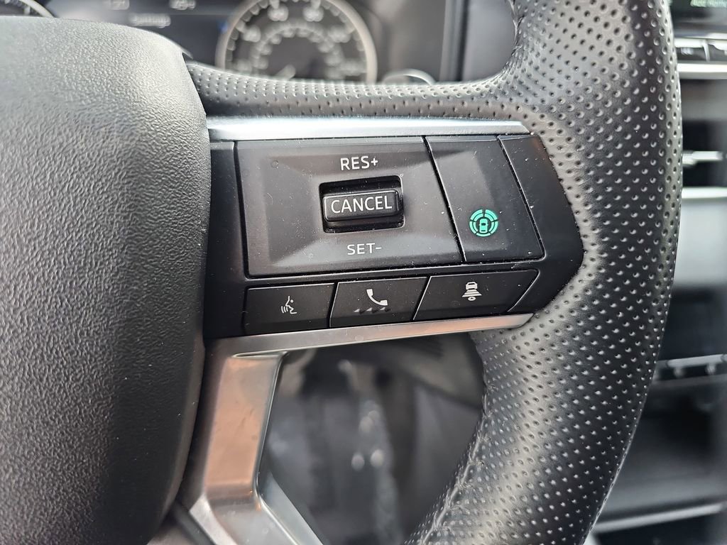 Used 2024 Mitsubishi Outlander SE image 12