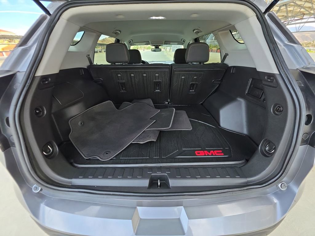 Used 2021 GMC Terrain SLE image 27