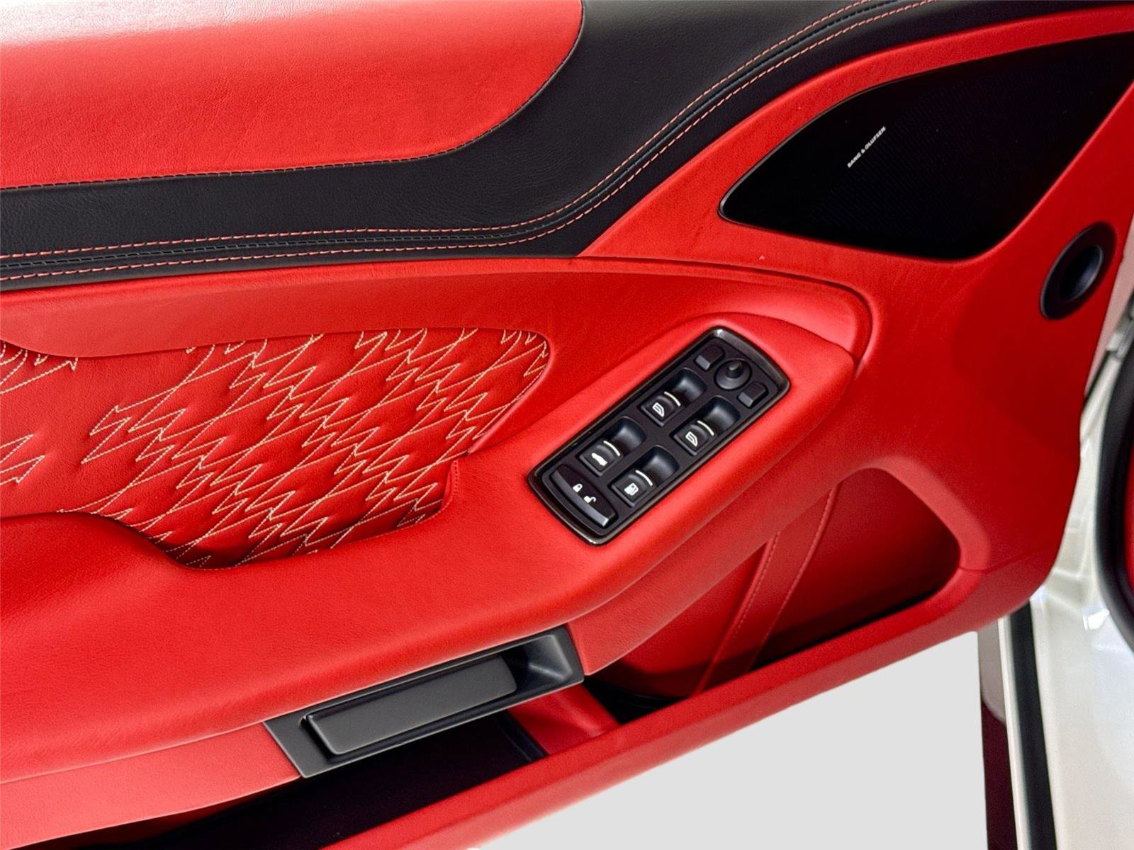 Used 2019 Aston Martin Vanquish Zagato RWD image 13