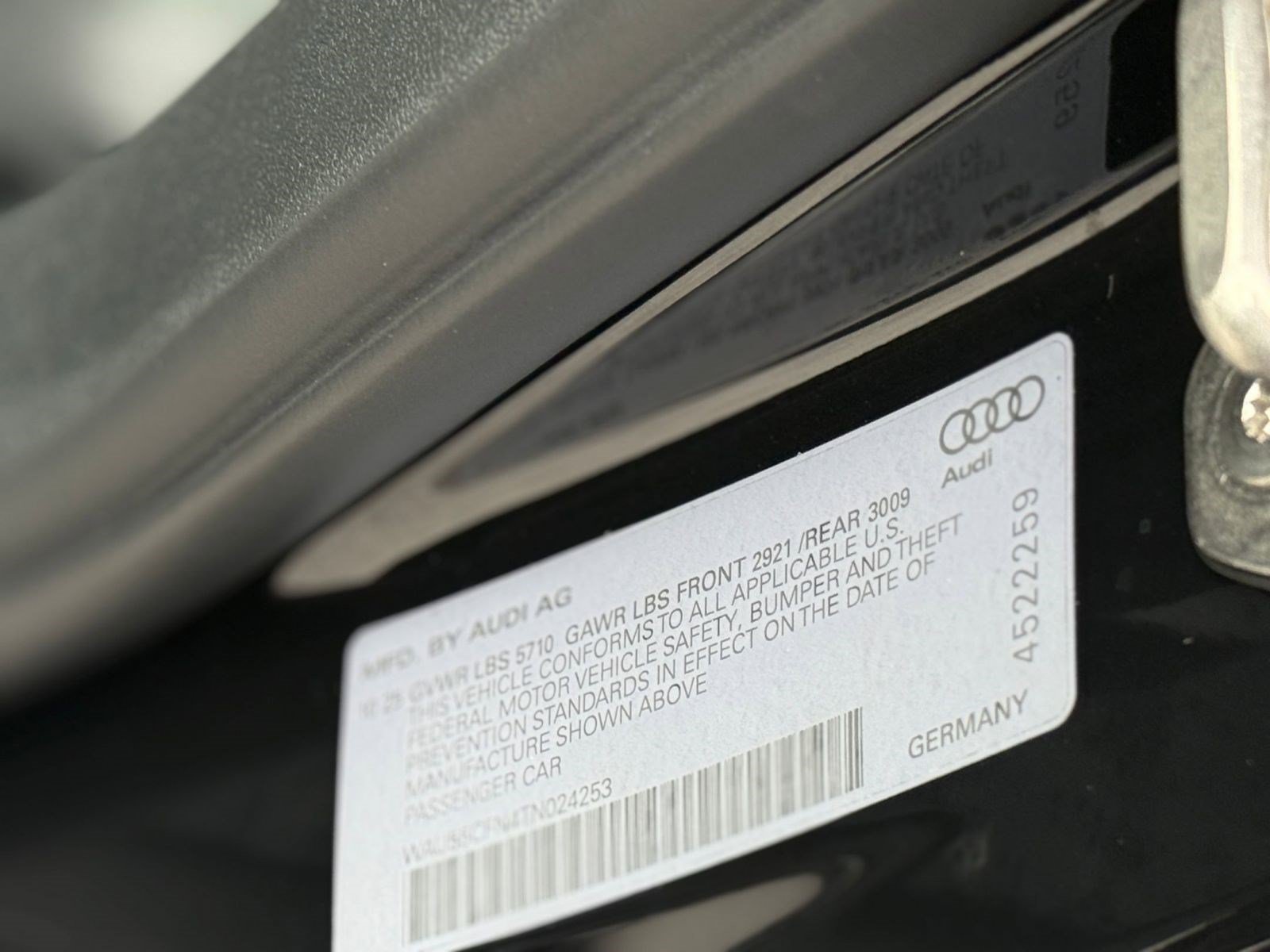 New 2026 Audi A6 Premium Plus AWD/4WD image 18