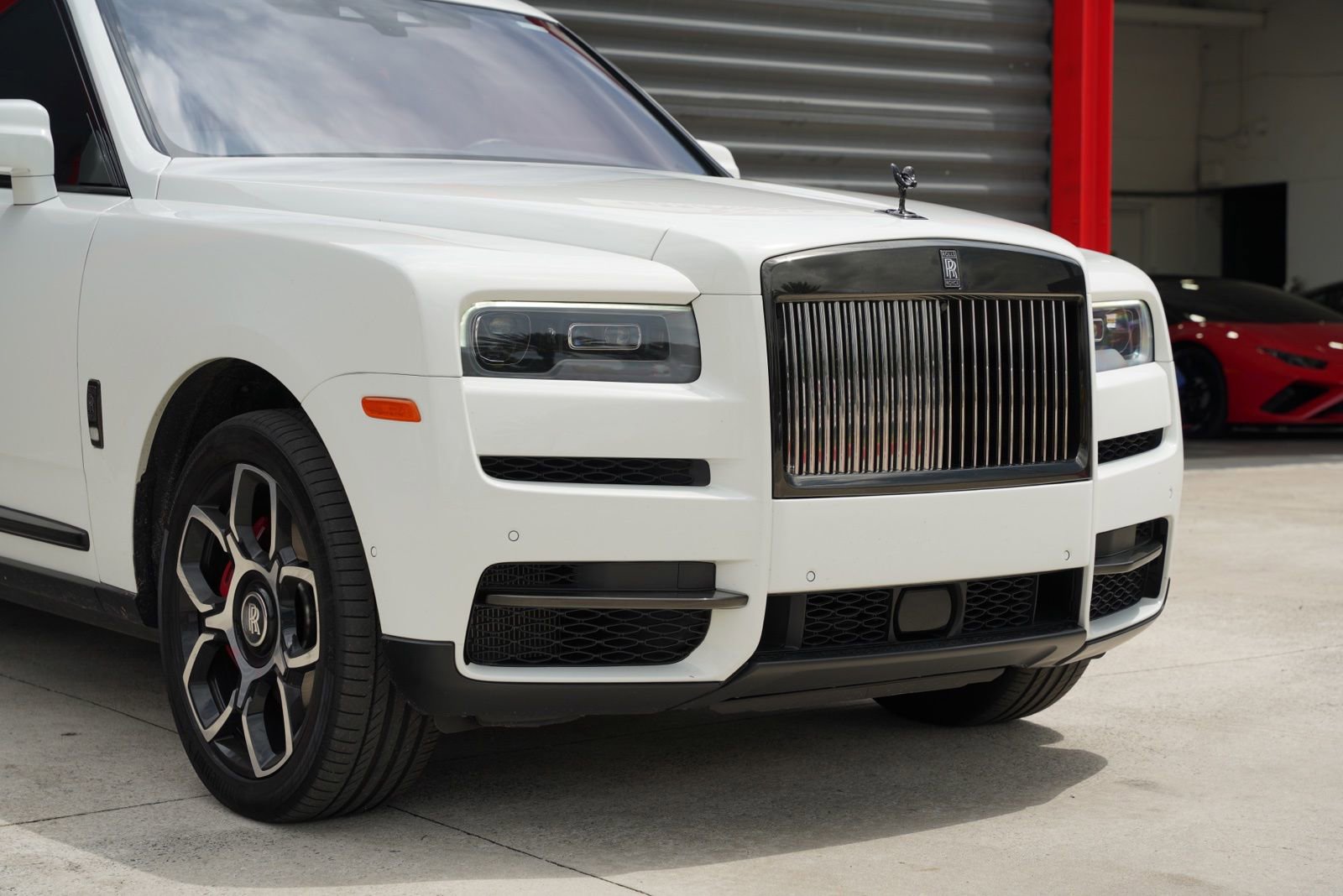 Used 2022 Rolls-Royce Cullinan Black Badge image 12