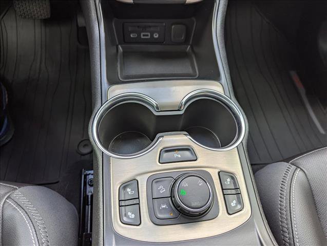 Used 2023 GMC Terrain Denali image 22