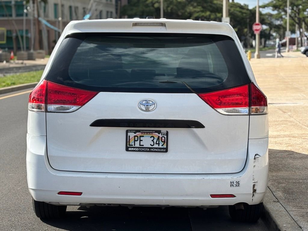 Used 2013 Toyota Sienna L FWD image 4