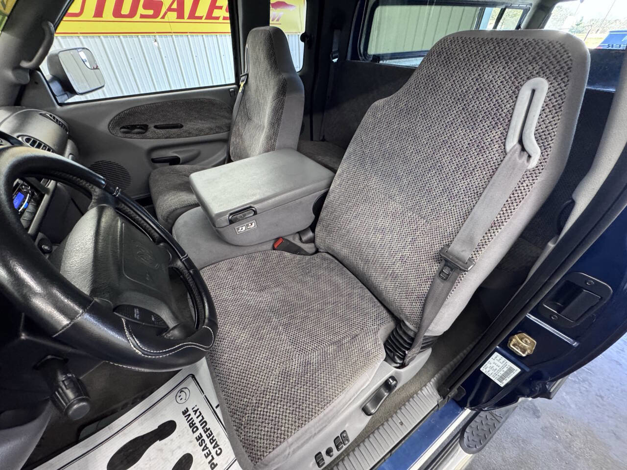 Used 2001 Dodge Ram 2500 Truck 2WD Quad Cab image 31