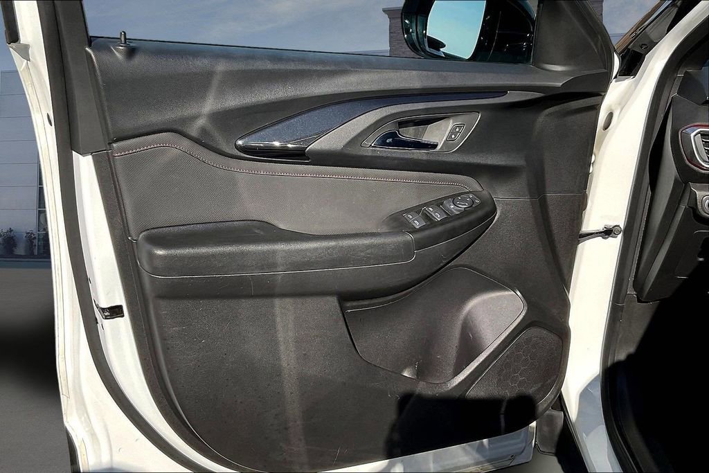 Used 2023 Chevrolet TrailBlazer RS w/ Convenience Package image 20