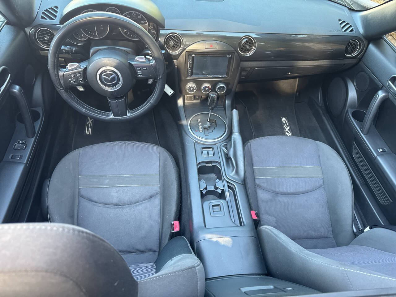 Used 2014 MAZDA MX-5 Miata Sport RWD image 12