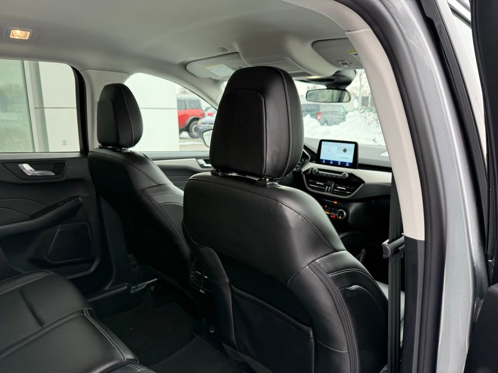 Used 2022 Ford Escape SEL image 22