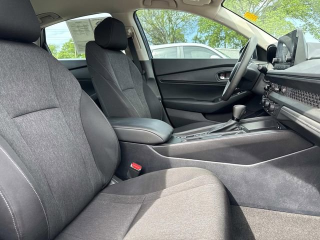 Certified 2023 Honda Accord EX image 8