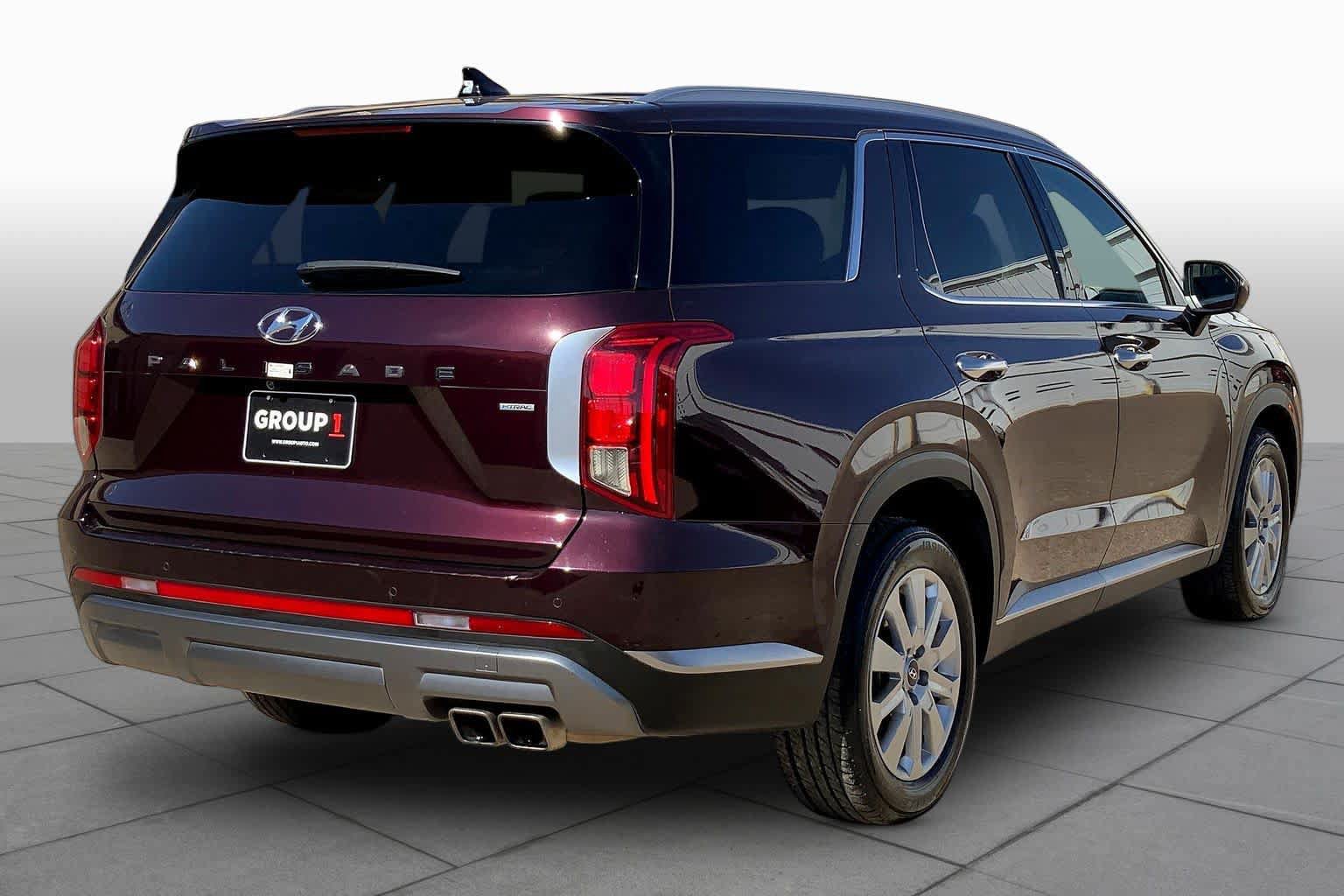 Used 2024 Hyundai Palisade SEL AWD/4WD image 12