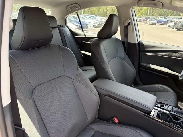 Certified 2026 Toyota Camry XLE FWD image 17