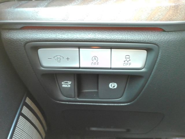 Used 2022 Genesis G80 2.5T w/ Prestige Package image 42