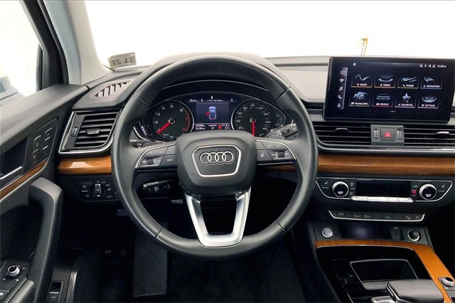Certified 2023 Audi Q5 2.0T Premium w/ Convenience Package image 5