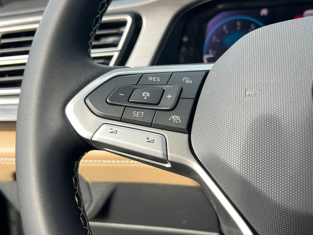 New 2026 Volkswagen Atlas Cross Sport SE image 31