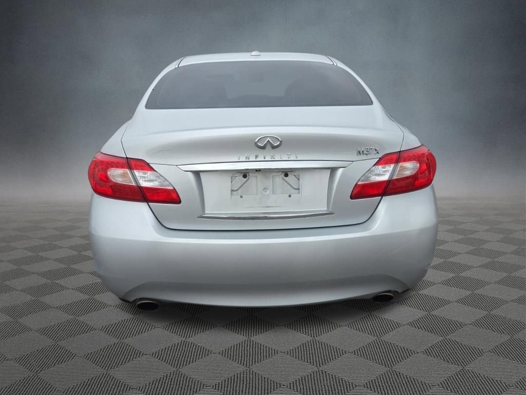 Used 2012 INFINITI M37 x w/ Premium Pkg AWD/4WD image 4