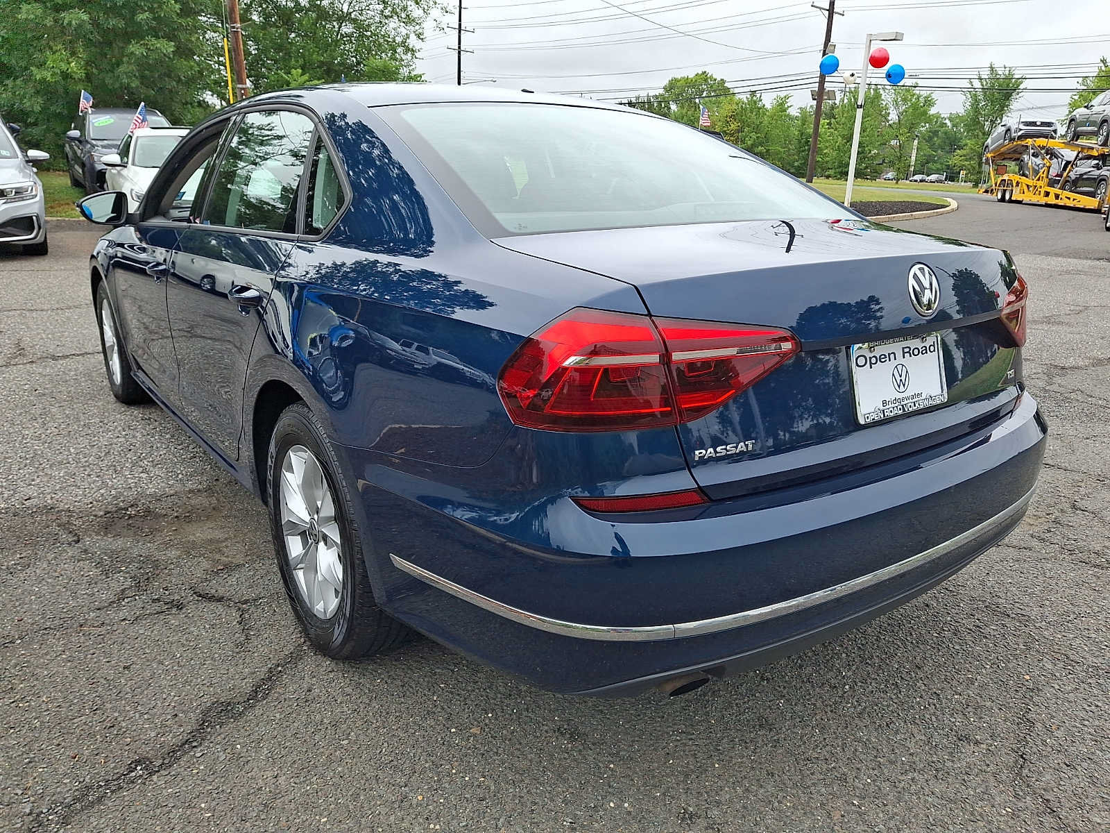 Used 2018 Volkswagen Passat 2.0T S w/ Driver Assistance Package FWD image 4
