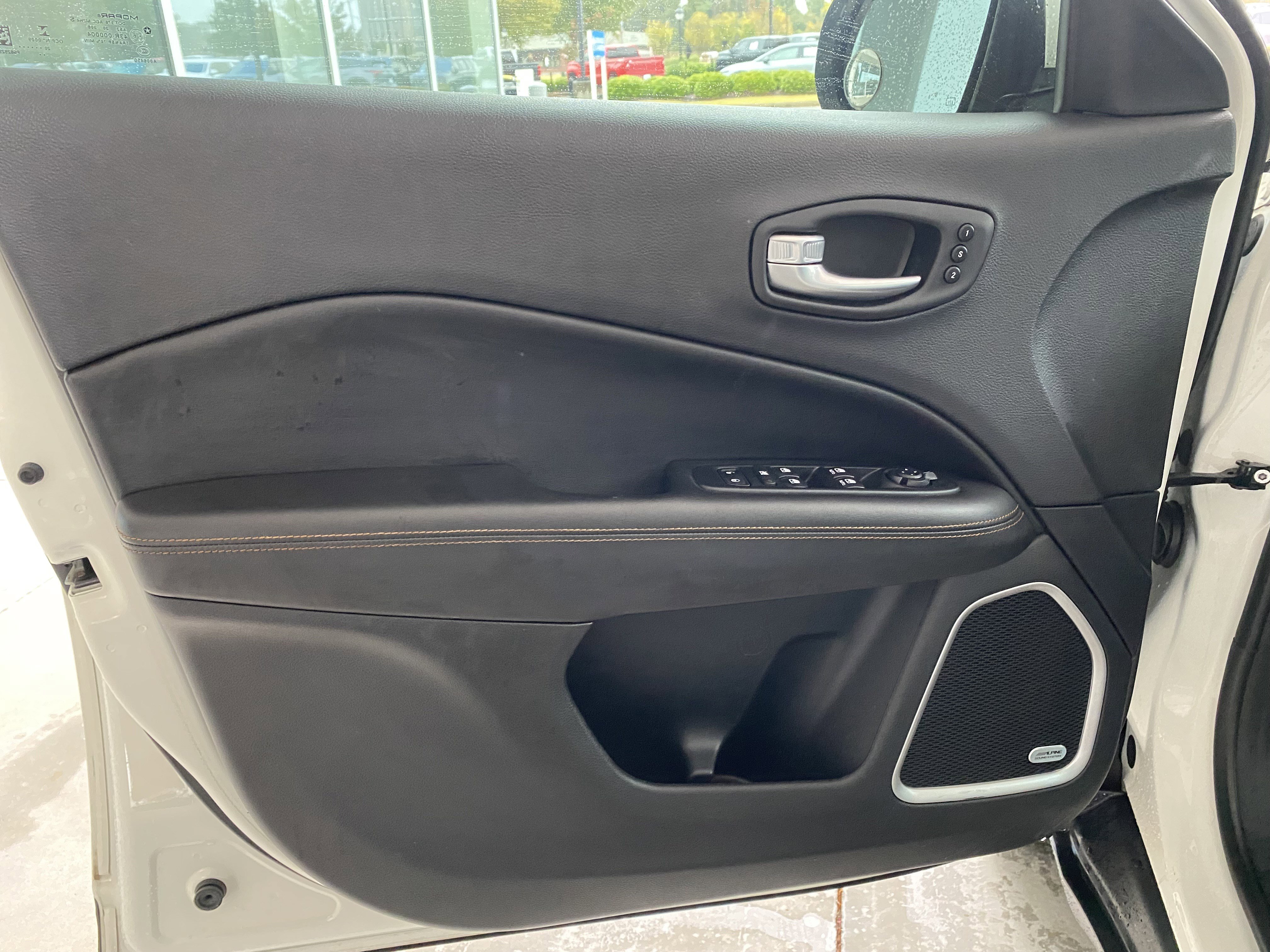 Used 2021 Jeep Compass Limited w/ Sun and Sound Group image 15