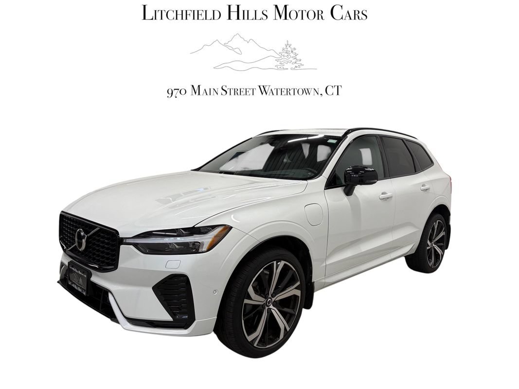 Used 2022 Volvo XC60 T8 R-Design w/ Advanced Package