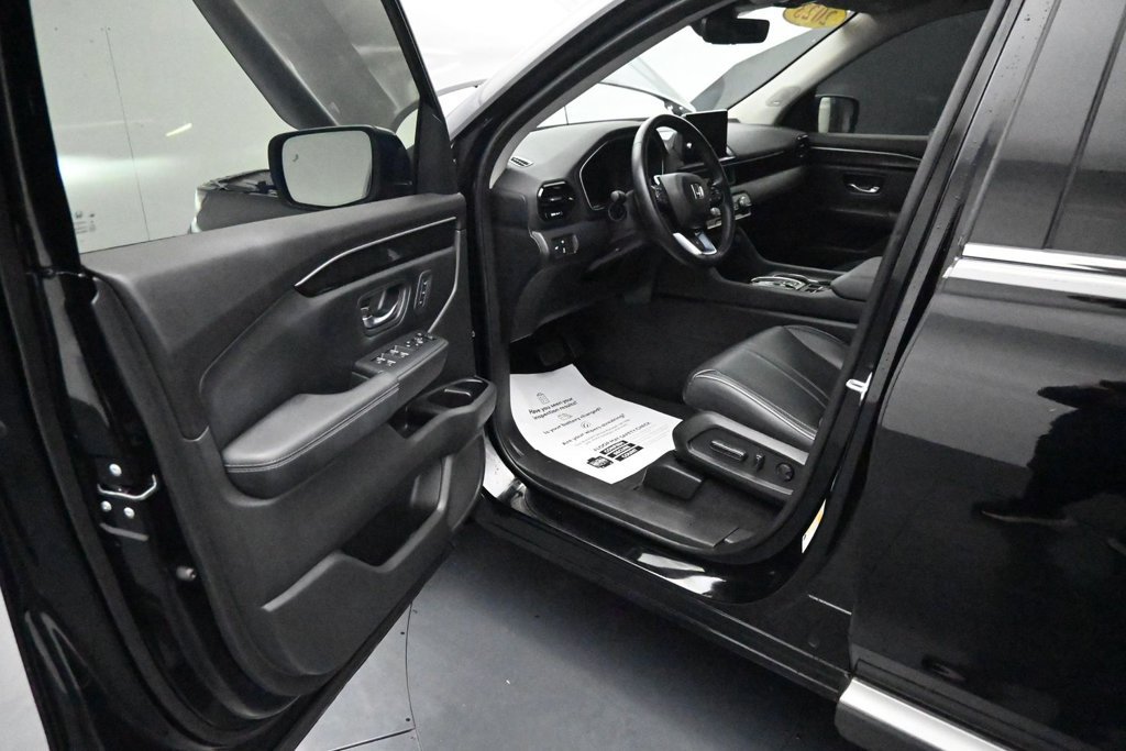 Used 2023 Honda Pilot Elite image 15