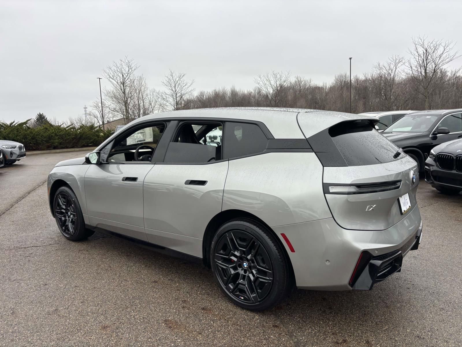 New 2026 BMW iX xDrive45 w/ M Sport Package image 5