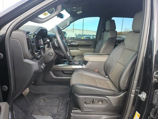 Used 2023 Chevrolet Silverado 1500 ZR2 w/ Technology Package image 23