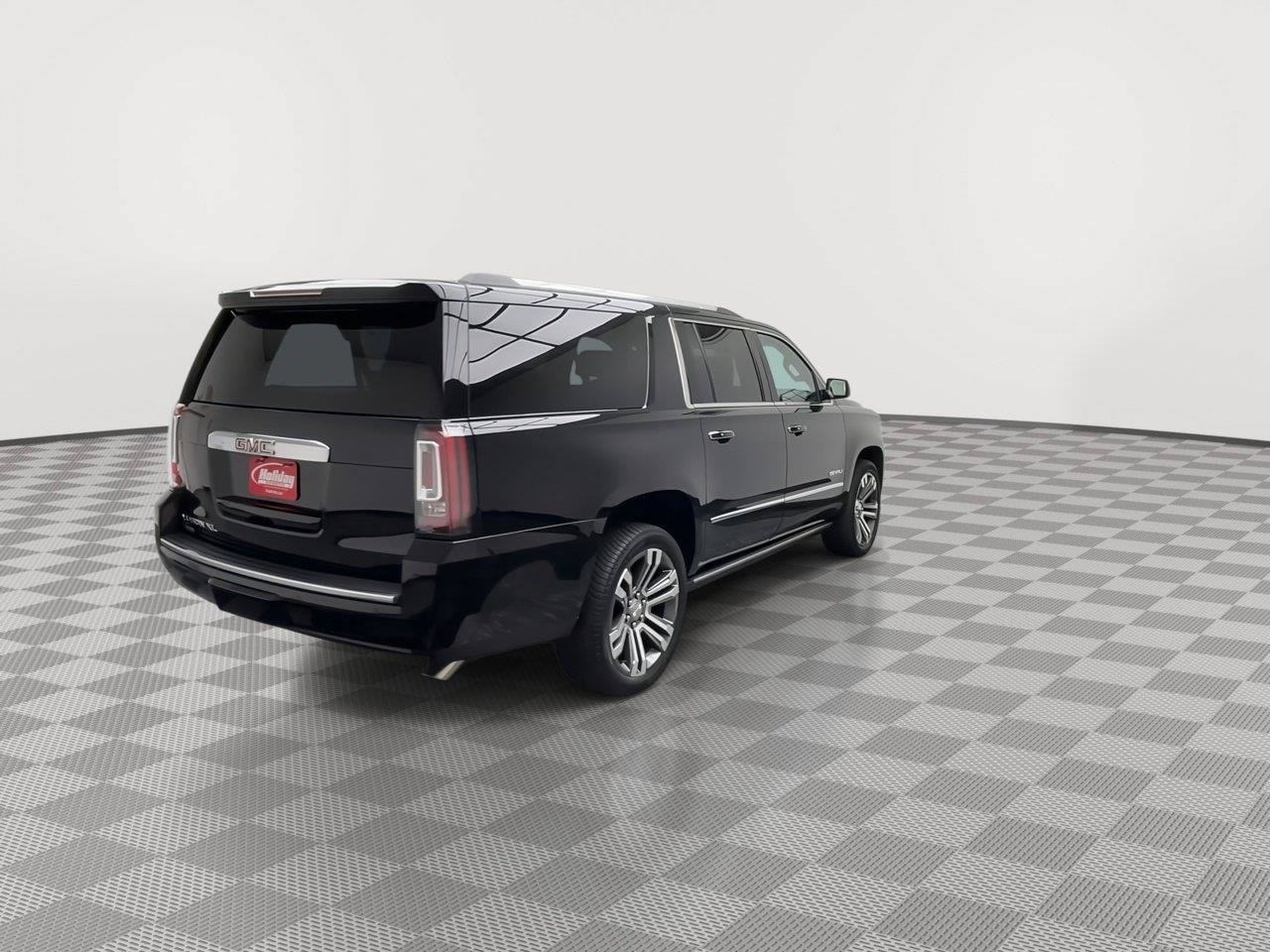 Used 2018 GMC Yukon XL Denali w/ Denali Ultimate Package AWD/4WD image 44