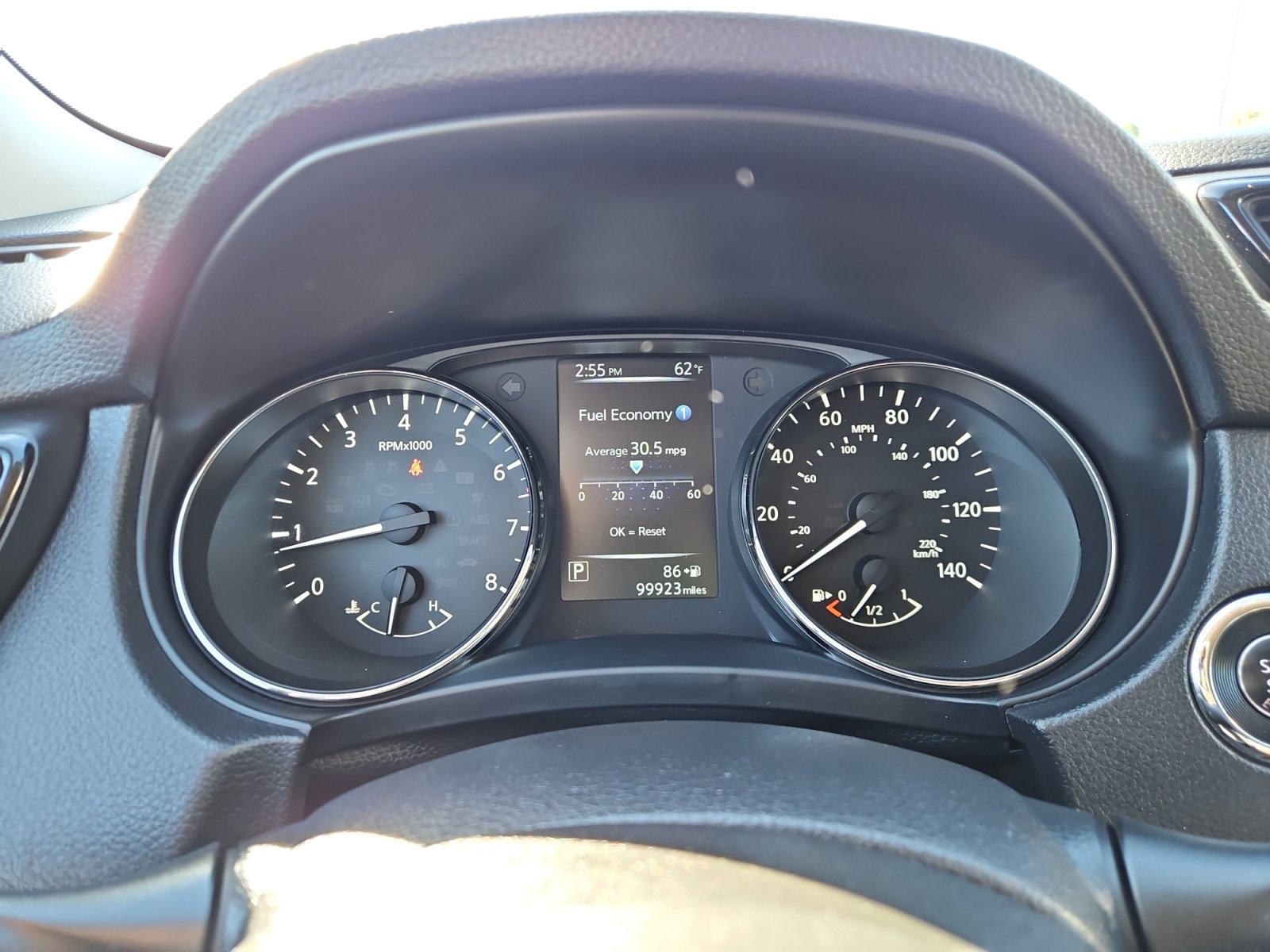 Used 2017 Nissan Rogue SV FWD image 16