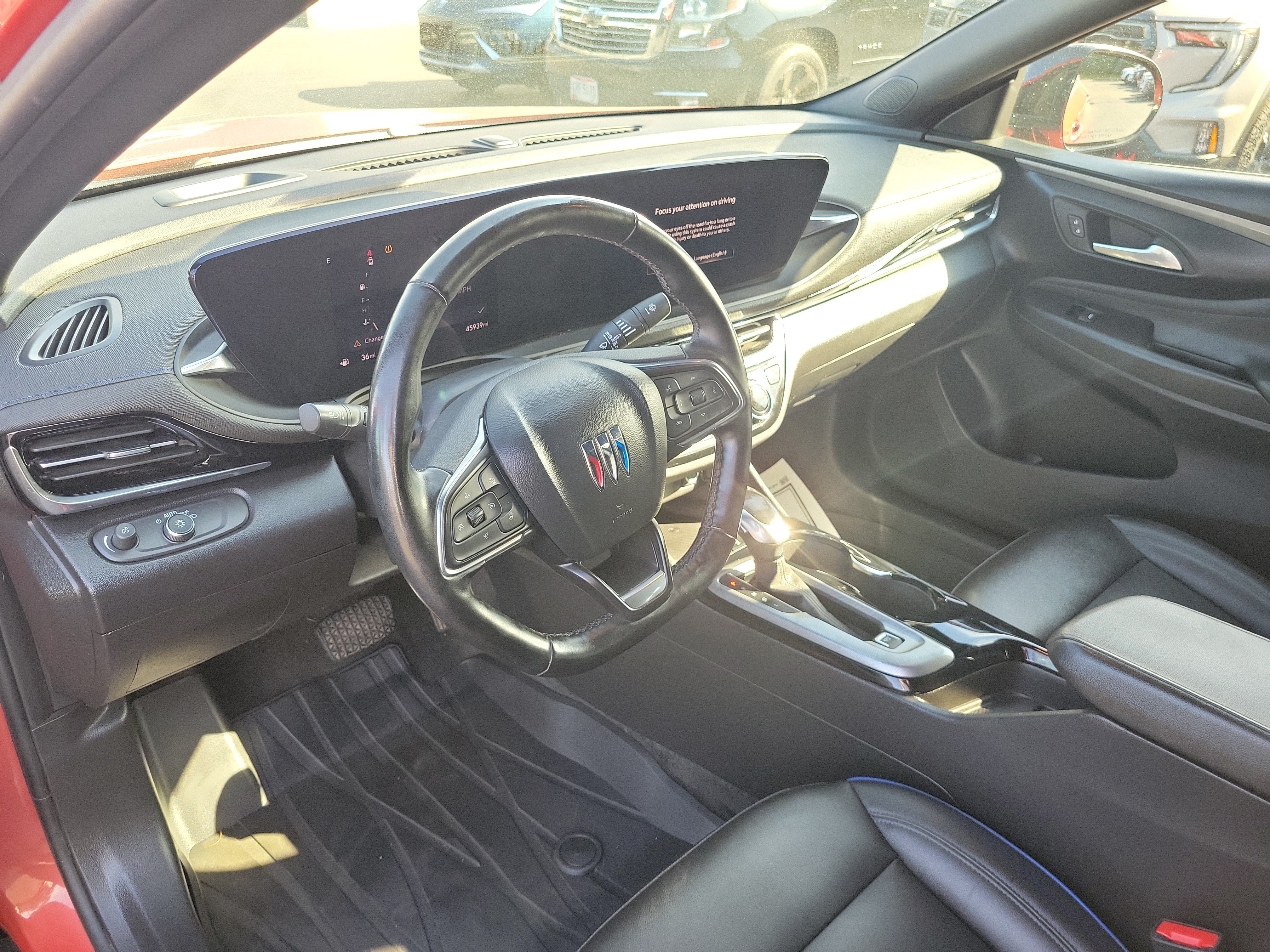 Used 2024 Buick Envista Sport Touring w/ Convenience I Package FWD image 18