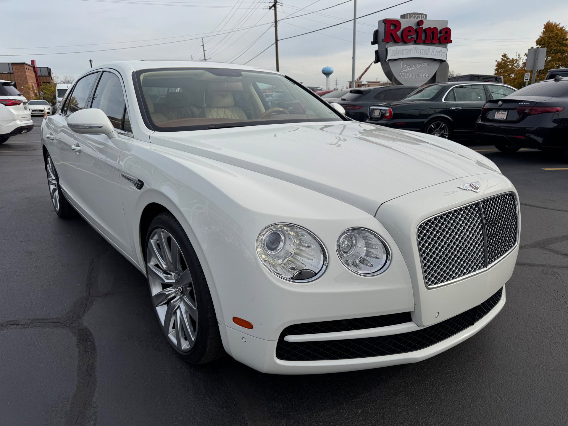 Used 2016 Bentley Flying Spur V8 image 36