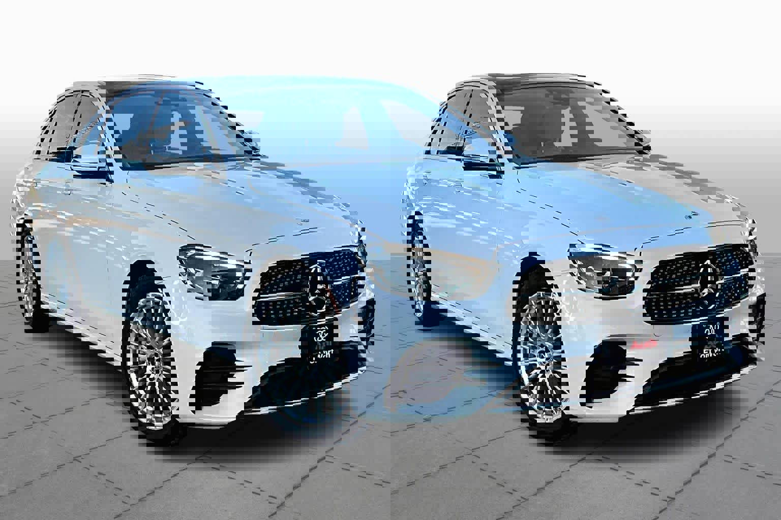 Used 2023 Mercedes-Benz E 450 4MATIC Sedan image 3