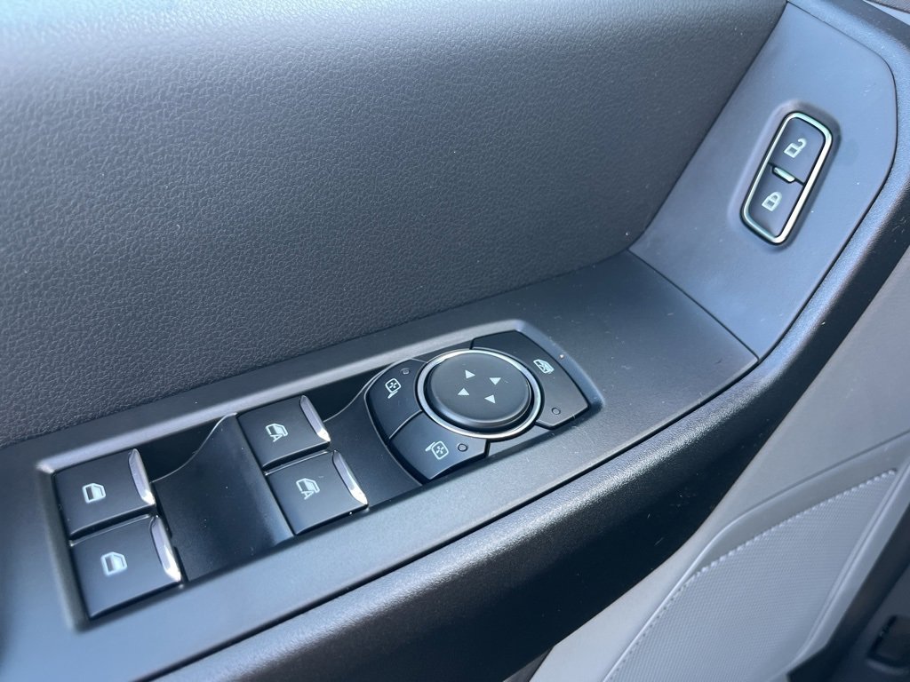 New 2026 Ford F250 XL w/ XL Chrome Package image 23