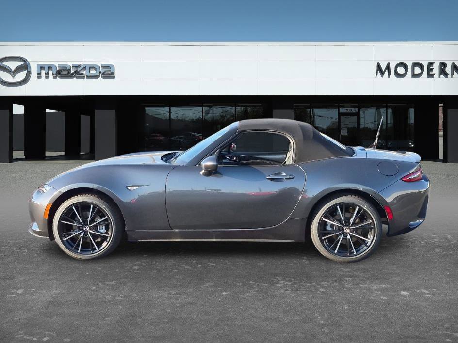 New 2026 MAZDA MX-5 Miata Grand Touring RWD image 2