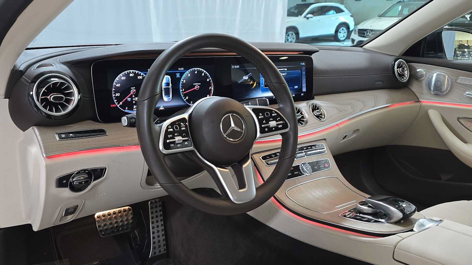 Used 2020 Mercedes-Benz E 450 4MATIC Cabriolet image 19