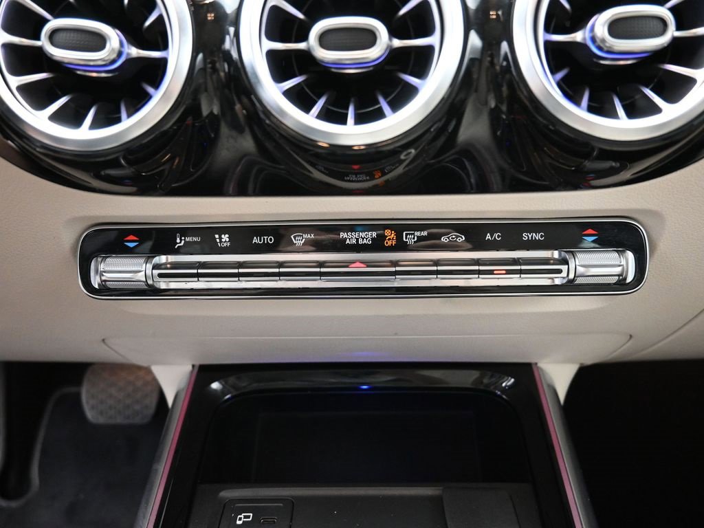 Used 2021 Mercedes-Benz GLA 250 image 27