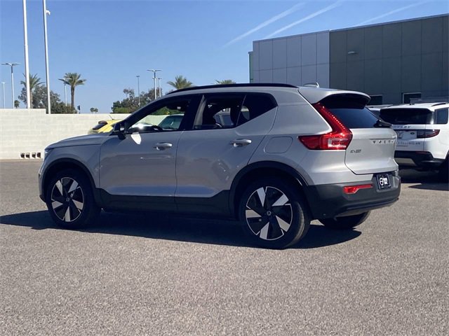 New 2025 Volvo EX40 Core w/ Climate Package image 9