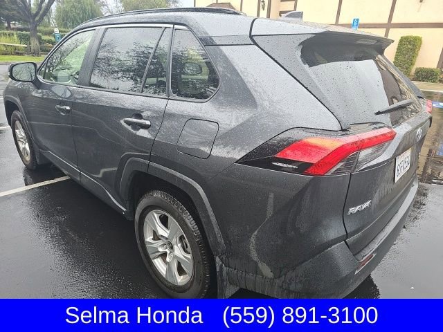 Used 2020 Toyota RAV4 XLE w/ Convenience Package image 5