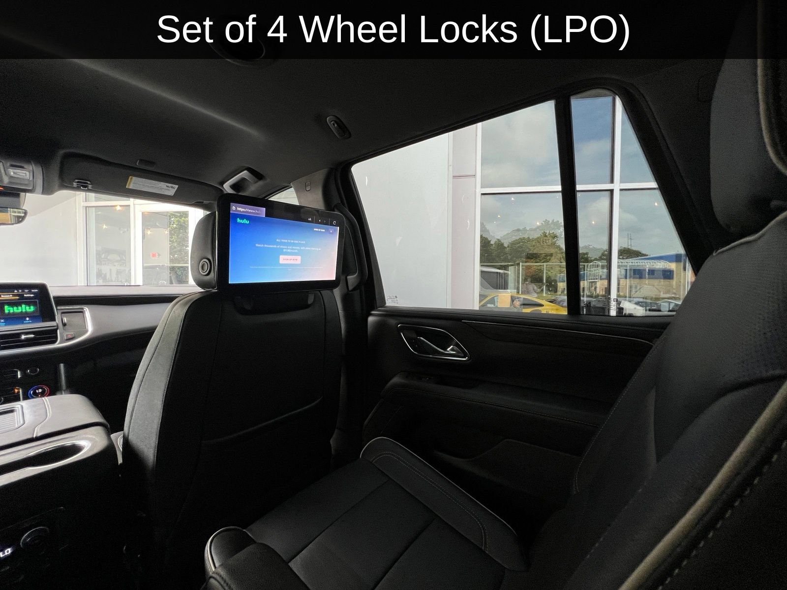 Used 2023 Chevrolet Tahoe Premier w/ Advanced Technology Package AWD/4WD image 21
