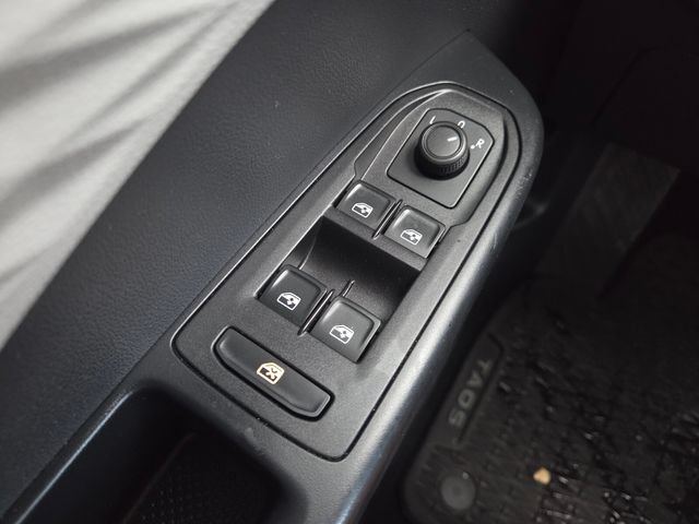 Used 2022 Volkswagen Taos S FWD image 20
