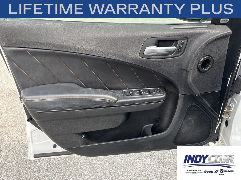 Used 2018 Dodge Charger R/T RWD image 8
