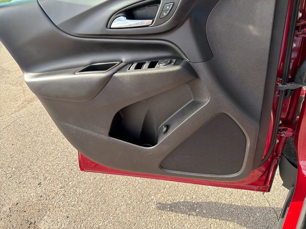 Used 2019 Chevrolet Equinox LT FWD image 11