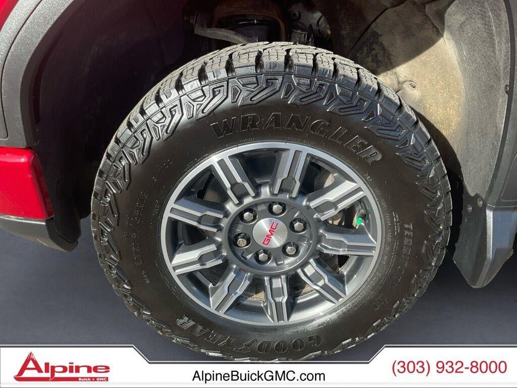 Certified 2024 GMC Sierra 1500 AT4 w/ Technology Package AWD/4WD image 14