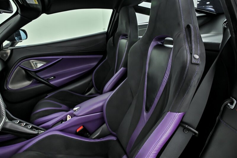 Used 2019 McLaren 720S RWD image 22