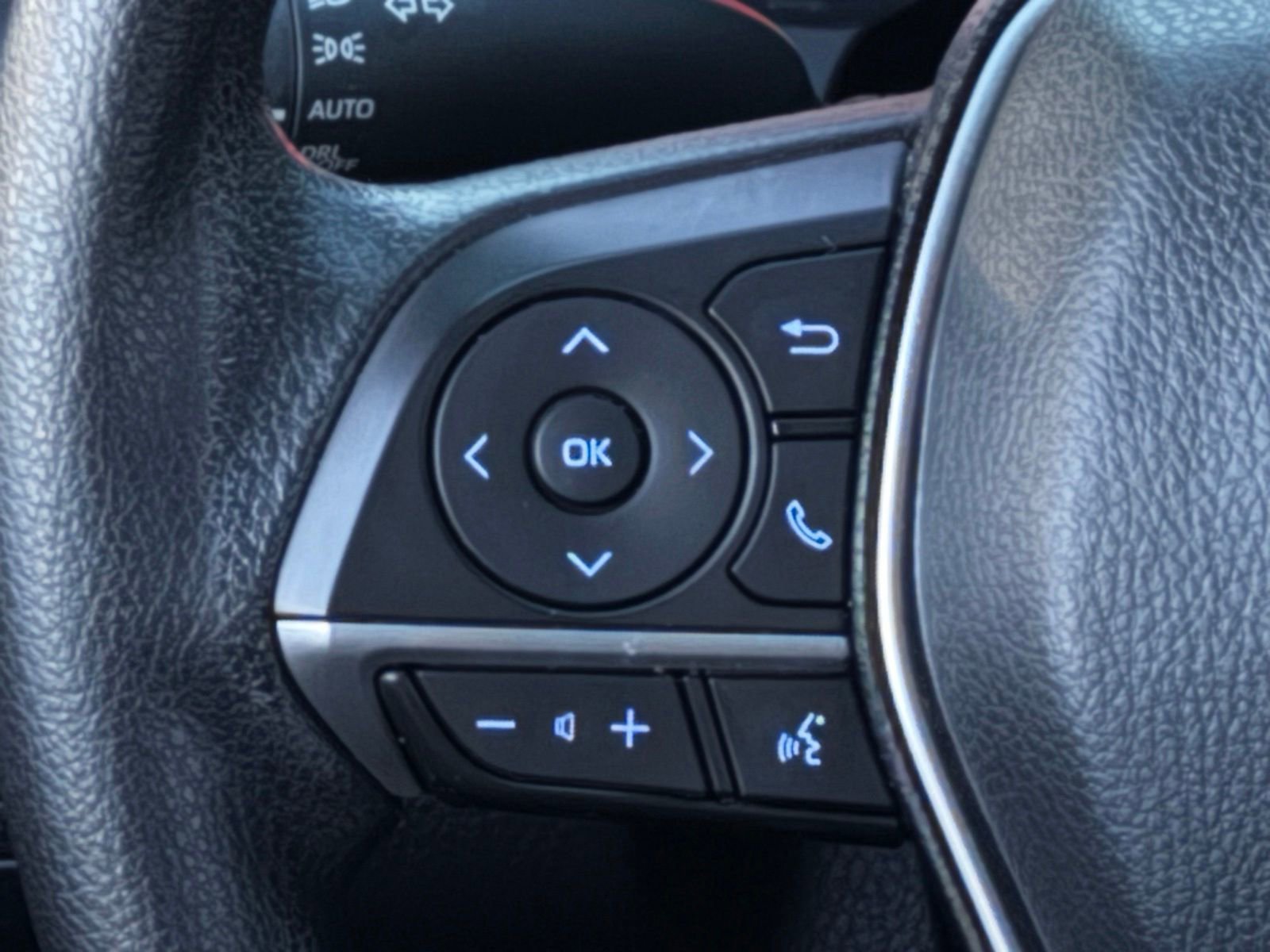Used 2023 Toyota Camry LE FWD image 27