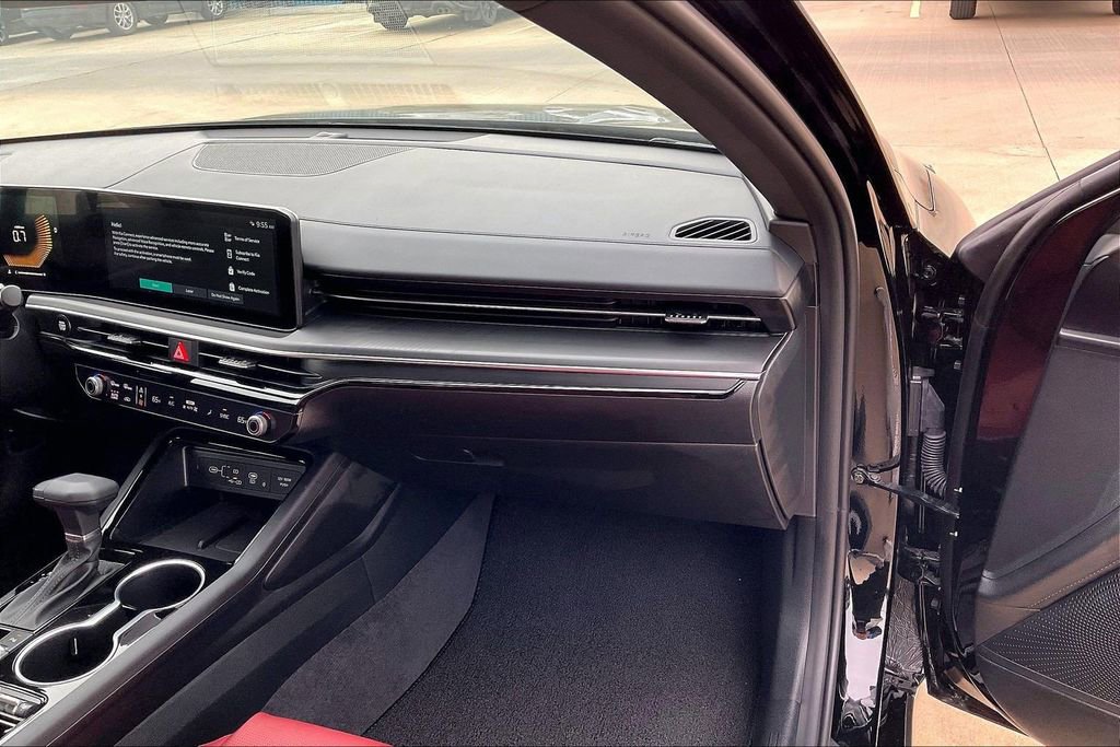 Used 2026 Kia K5 GT-Line w/ GT-Line Red Interior Package FWD image 16