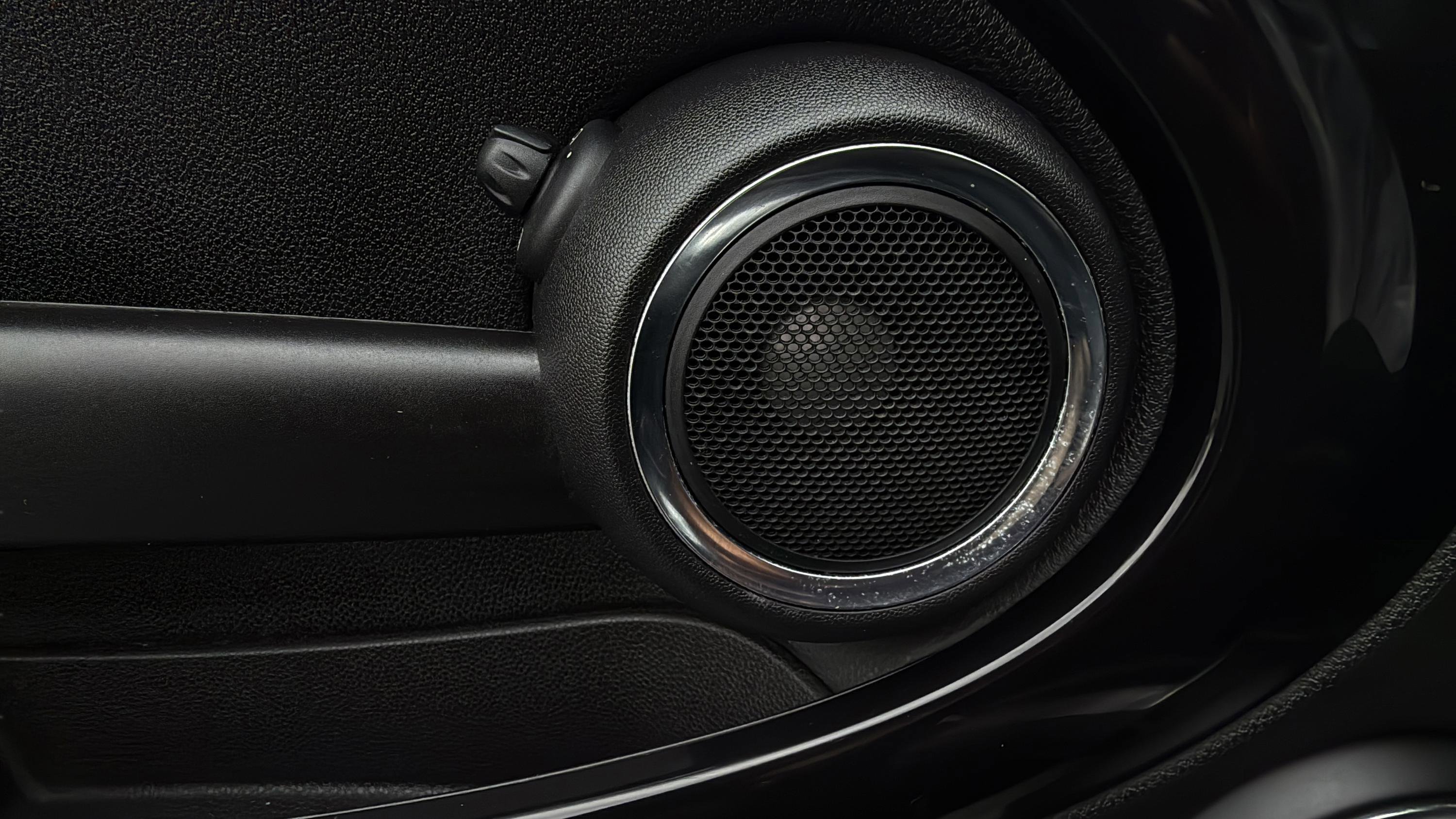 Used 2011 MINI Cooper S image 36