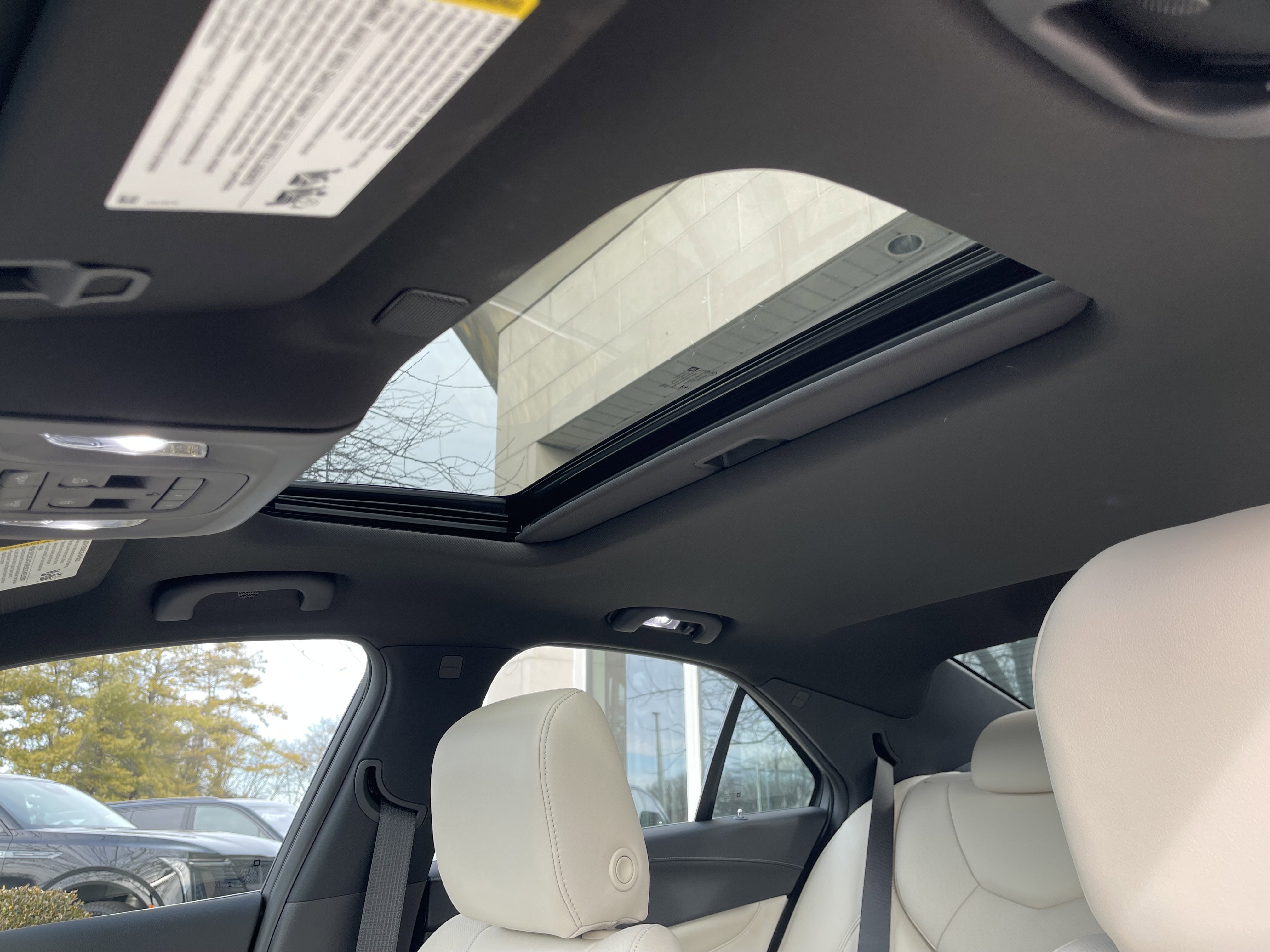 Used 2025 Cadillac CT4 Premium Luxury image 15