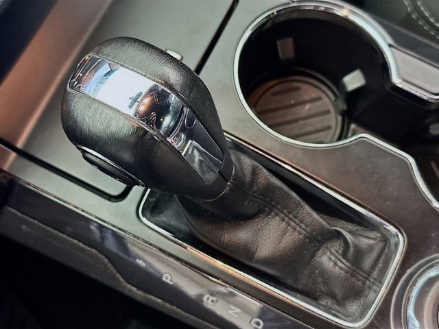 Certified 2019 Ford Explorer XLT w/ Equipment Group 201A image 17