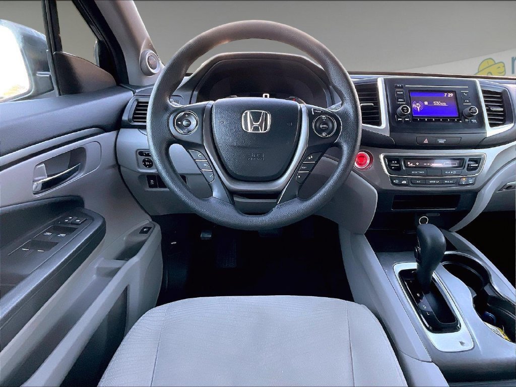Used 2018 Honda Pilot LX image 18