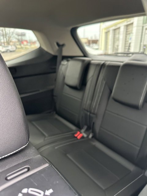 Used 2023 Volkswagen Atlas SE w/ Panoramic Sunroof Package image 31