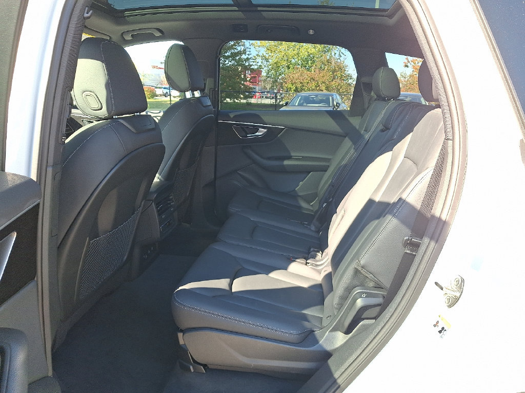 Certified 2026 Audi Q7 3.0T Premium AWD/4WD image 10